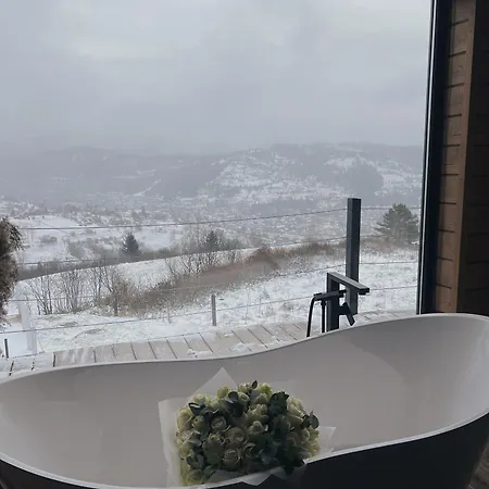 Under Sky - з теплим басейном ,чаном-джакузі, панорамною ванною та Playstation 5